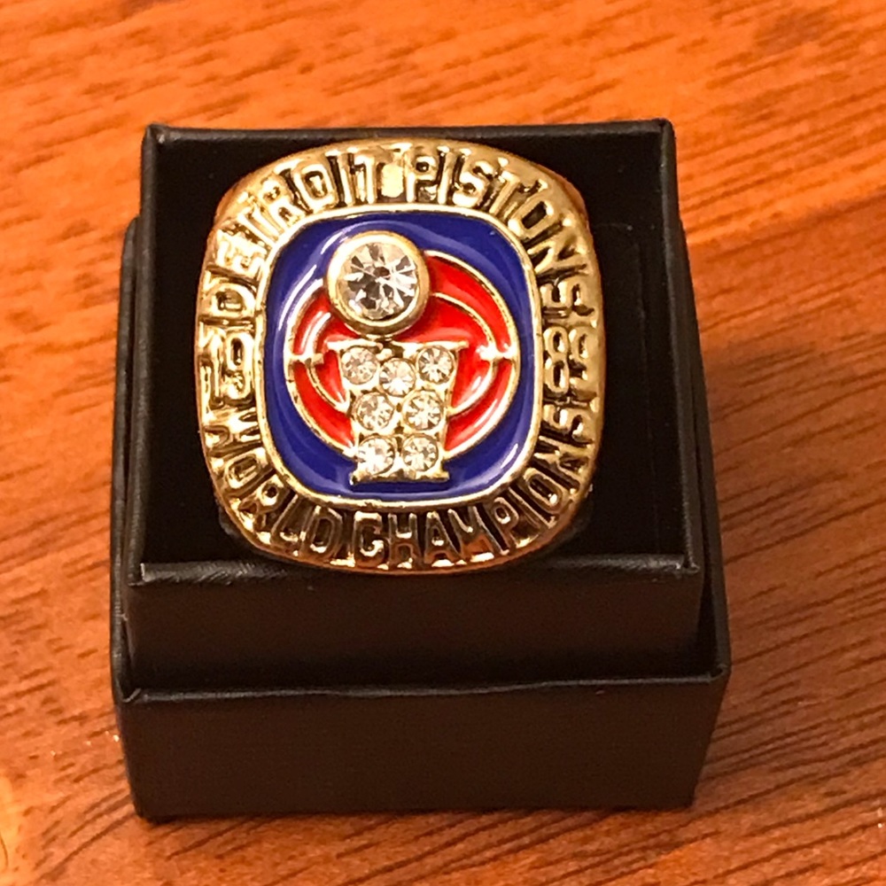 1989 DETROIT PISTONS JOE DUMARS MVP CHAMPIONSHIP SIZE 11 RING & BLACK RING BOX